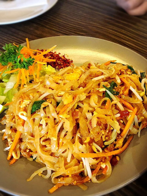 Piyawat The Sweetery - Go Out 0