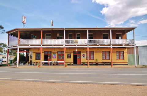 Railway Hotel Bribbaree - Go Out 1