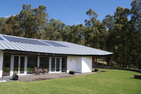 Barton Jones Wines - Pubs and Clubs 2
