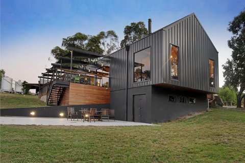 Cannibal Creek Vineyard - Go Out 0