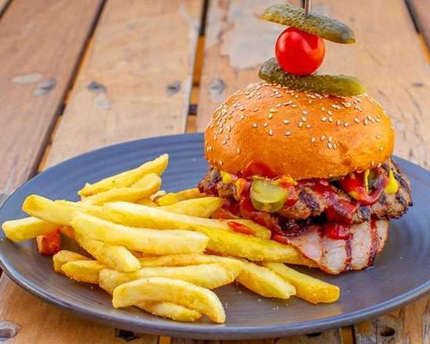 ICE Caffe & Grill - Go Out 0