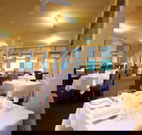 Montfort's Dining Room - Go Out