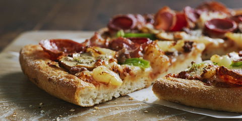 Domino's - Pubs and Clubs 0