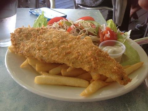 Flying Fish Point Cafe - Go Out 0