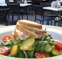 Palmwoods Hotel - Go Out