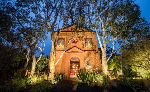 Pizzeria La Luna - Go Out 10