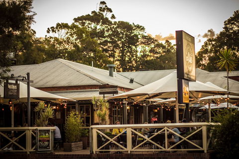 Settlers Tavern - Go Out 0