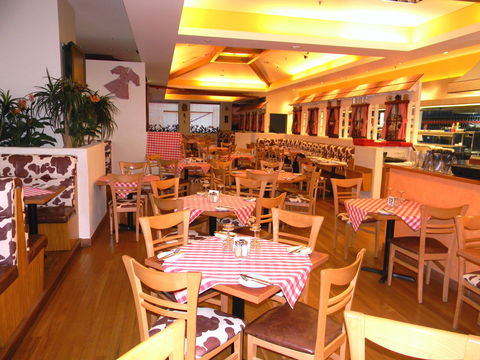 Austrian Schnitzelhaus Erina - Pubs and Clubs 2