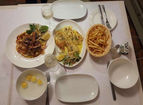 Danny's Seafood Restaurant - Pubs and Clubs 0