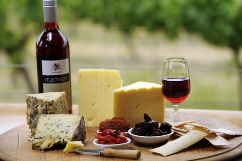 Longleat Wines - Pubs and Clubs 0