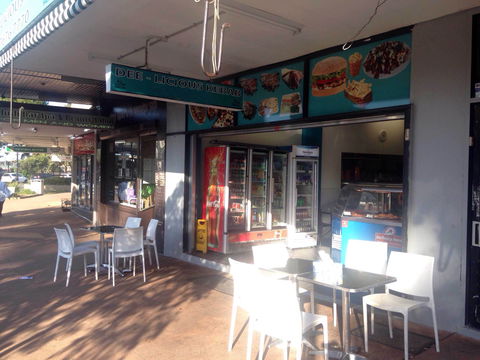 Dee Licious Kebab - Go Out 0