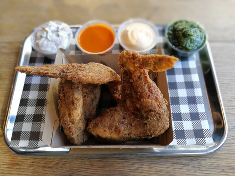 Flippin' The Bird - Go Out 0