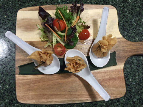 Ped's Thai Cuisine - Go Out 0