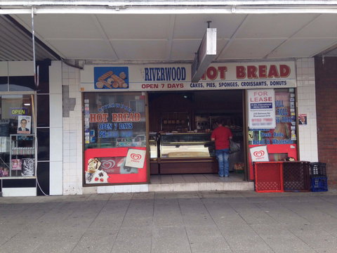 Riverwood Hot Bread - Go Out 0