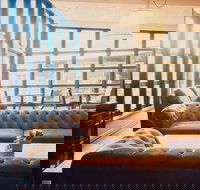 The Clubhouse Hotel - Pubs and Clubs