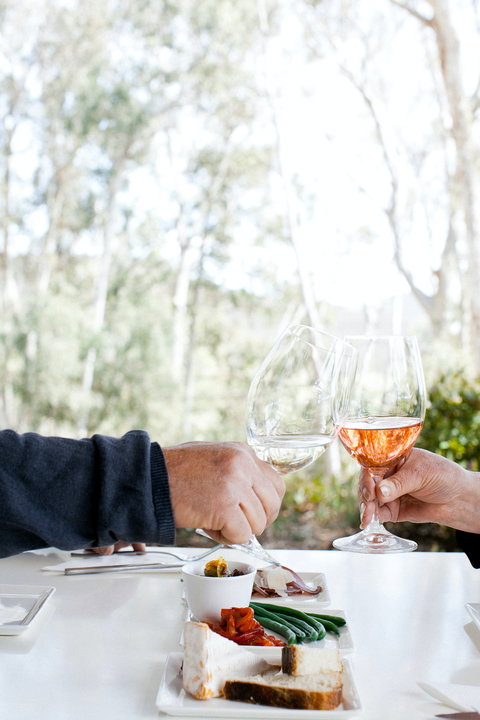 Yarrh Wines - Pubs and Clubs 1