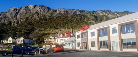 Hursey Seafoods - Go Out 0