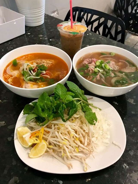 Phuong Trinh Vietnamese & Chinese - Go Out 0