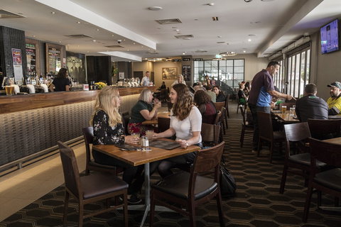 Royal Hotel - Go Out 1