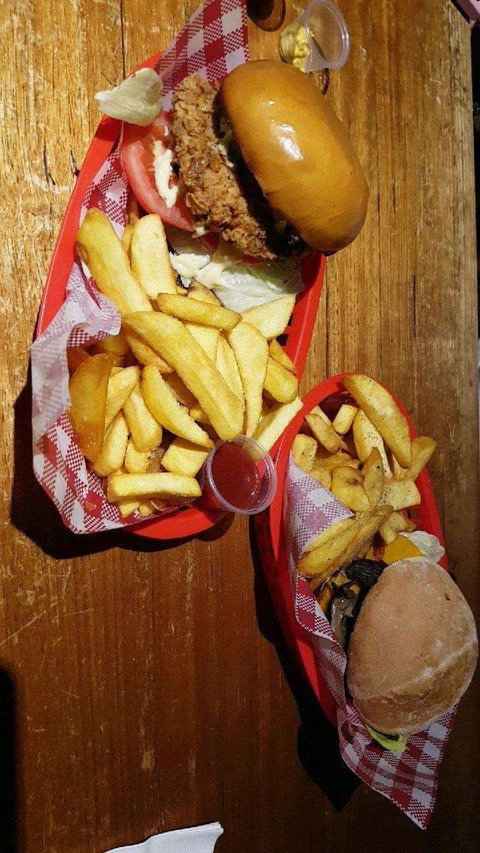 Royal Hotel - Go Out 0