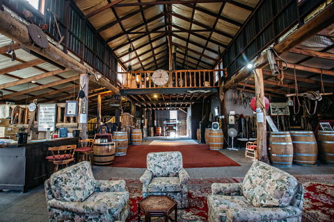 Paramoor Winery - Go Out 0