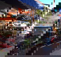 P  L Cafe - Pubs and Clubs