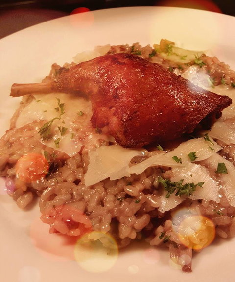 Roman Empire Restaurant - Go Out 0