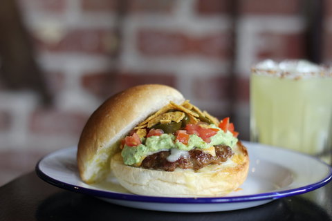 The Town & Country Bar - Go Out 0