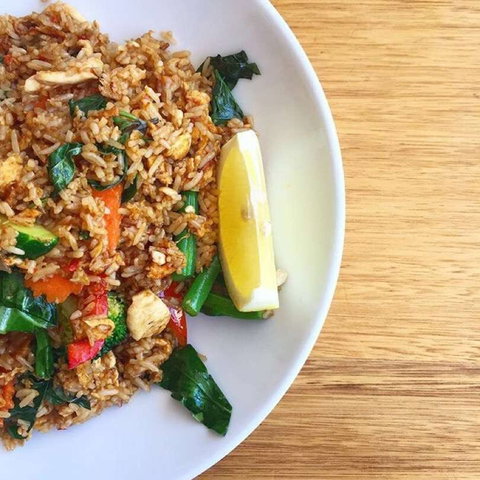 Town & Country Hotel - Go Out 0