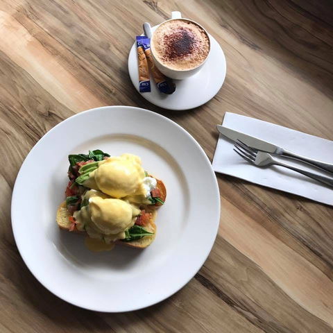 Busby's Cafe Restaurant - Go Out 0
