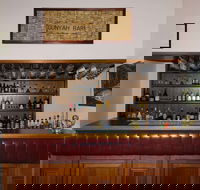 McNevin's Gunyah Restaurant - Go Out