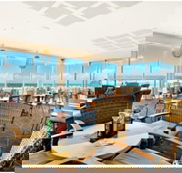 3 Sisters Korean Restaurant - Go Out