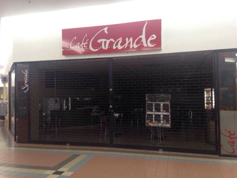 Café Grande - Go Out 0