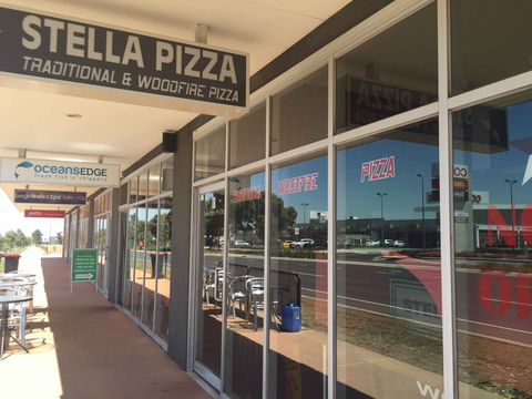 Stella Pizza - Go Out 0