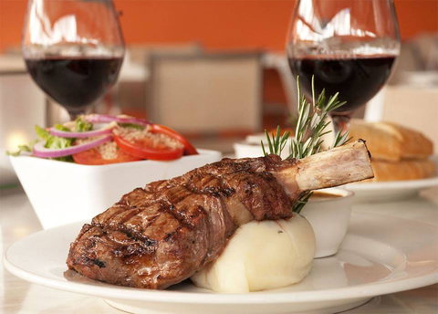 The Caxton Hotel - Go Out 0