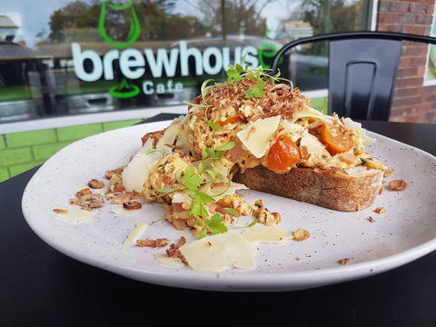 Brewhouse Cafe And Wine Bar - Pubs and Clubs 0