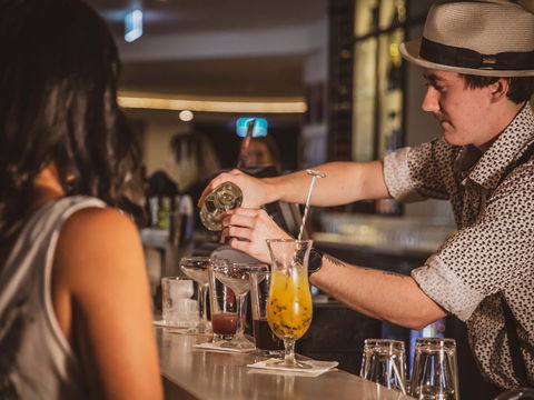 Jimmy's Bar And Lounge - Go Out 1