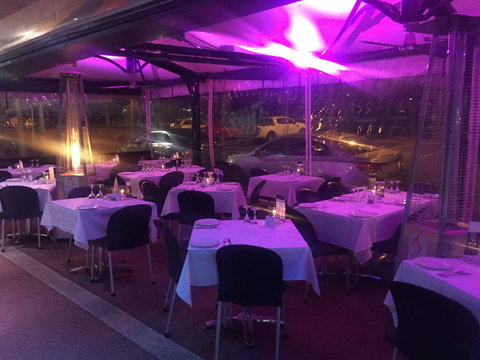 Mano's Italian - Pubs and Clubs 0