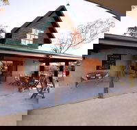 Petersons Wines on Broke Road - Go Out