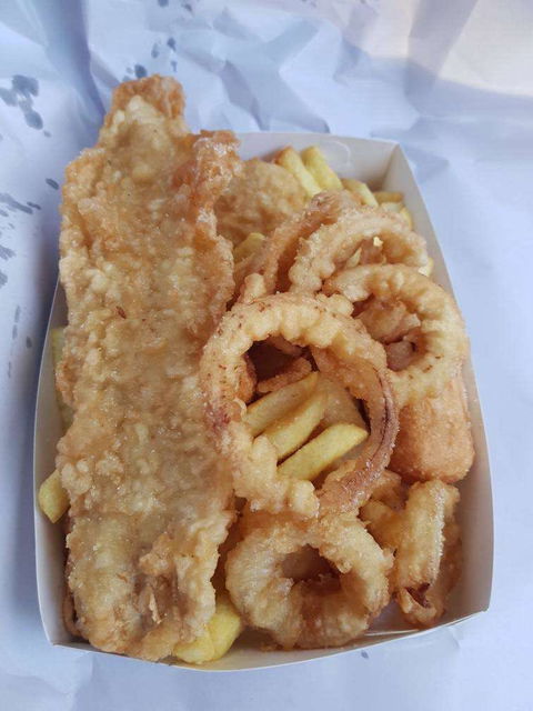 Surrey Hills Fish And Chips - Go Out 0