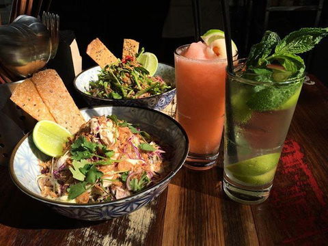 Banoi - Docklands - Go Out 0