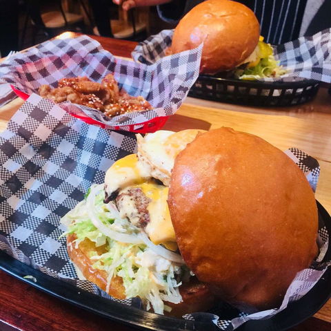 Burger Bliss - Pubs and Clubs 0