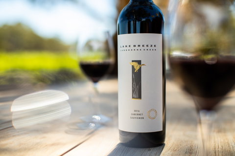 Lake Breeze Wines - Pubs and Clubs 1