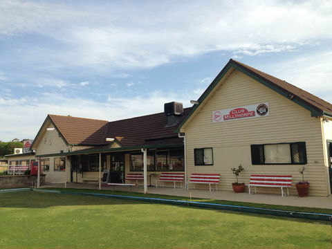 On The Green Bistro - Pubs and Clubs 0