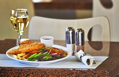 Zeina's Café - Comfort Inn And Suites Burwood - Go Out 0