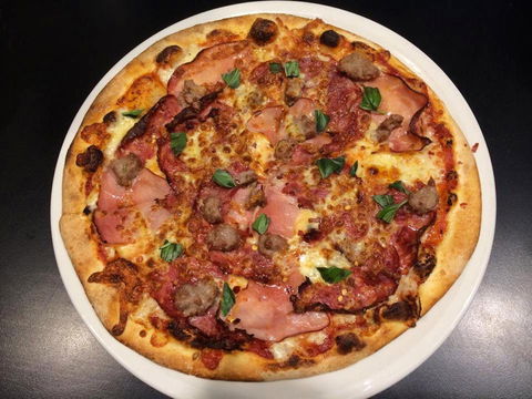 11 Inch Pizza Docklands - Go Out 0