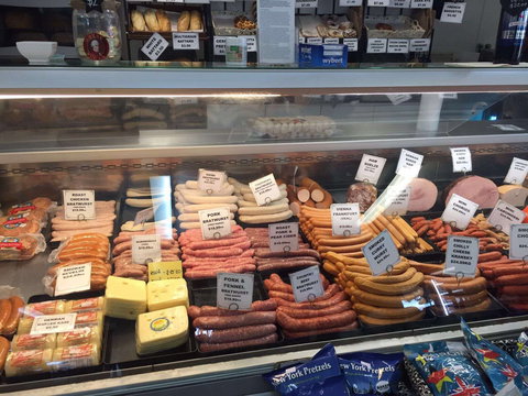 Brot & Wurst - Go Out 0