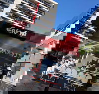 Cafe M - Pubs and Clubs