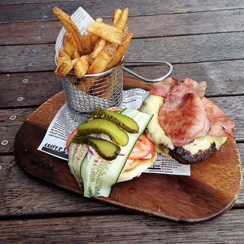 Chapter & Verse Bar And Lounge - Pubs and Clubs 0