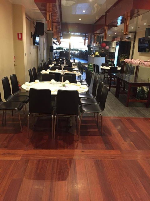 Chef Star Asian Restaurant - Pubs and Clubs 0